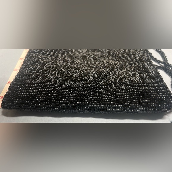 Vintage Beaded Parrot Design Crossbody Bag - Picture 5 of 7